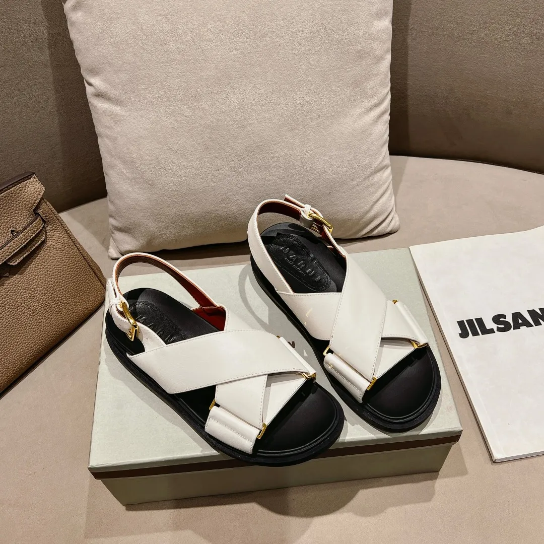 👟👟Ex-factory price 440👟👟 Marni Mani, popular online celebrity style, Taobao, popular single style in physical stores! Thick-soled, elevated classic cross-strap, color-blocked flat-soled cowhide open-toe European and American style women's sandals. Fabric: Cowhide Lining: Sheepskin Outsole: Rubber Button: Gold Size: 35-40